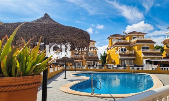 Adosado - Reventa - Orihuela Costa -
                La Florida