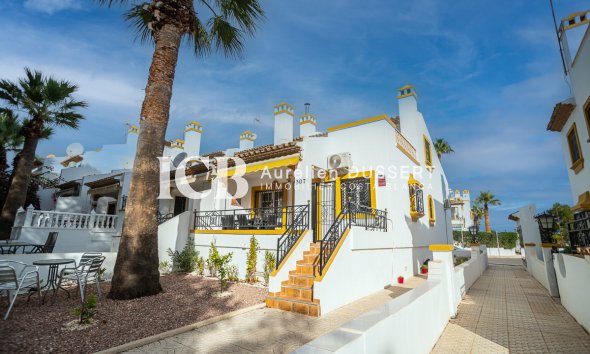 Adosado - Reventa - Orihuela Costa -
                Villa Martin