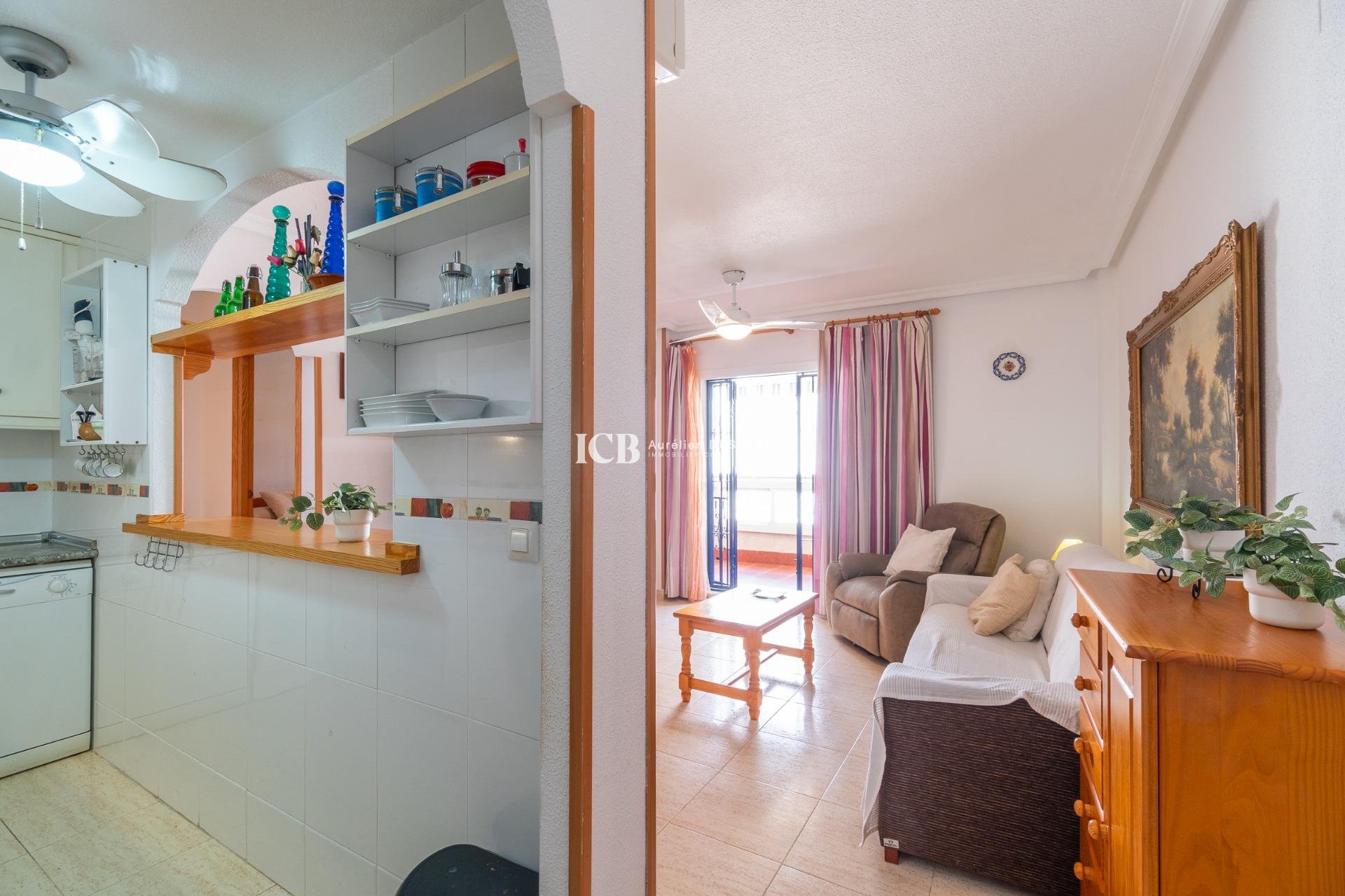 Alquiler a largo plazo - Apartamento / piso -
Torrevieja - La Mata