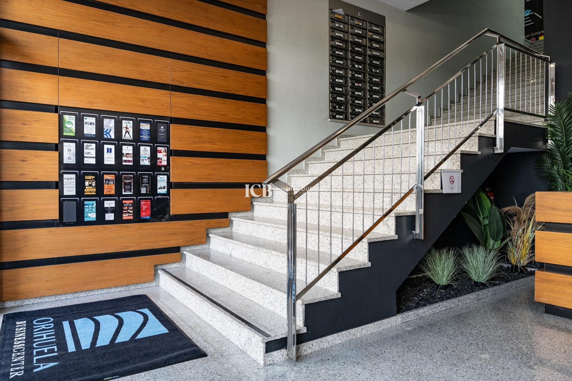 Alquiler a largo plazo - Comercial -
Orihuela Costa - Playa Flamenca