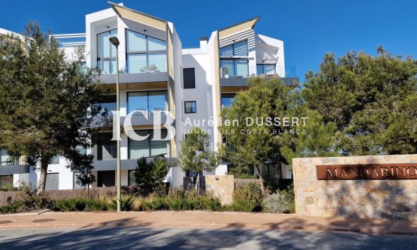 Apartamento / piso - Reventa - Las Colinas Golf - Las Colinas Golf