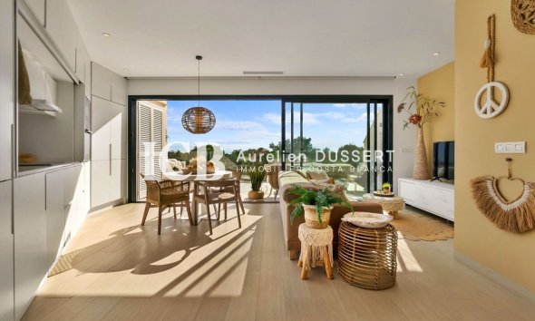 Apartamento / piso - Reventa - Las Colinas Golf - Las Colinas Golf