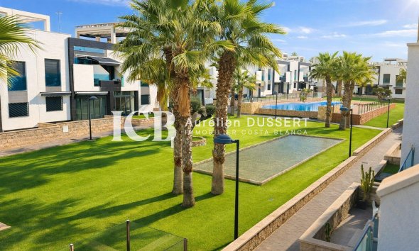 Apartamento / piso - Reventa - Los Altos -
                Torrevieja