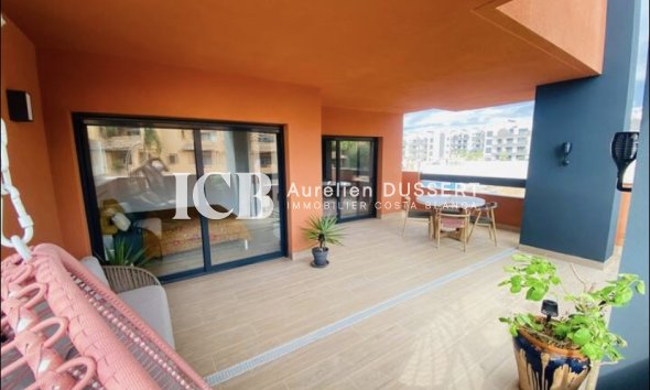 Apartamento / piso - Reventa -
            Orihuela Costa - ICBC-16709