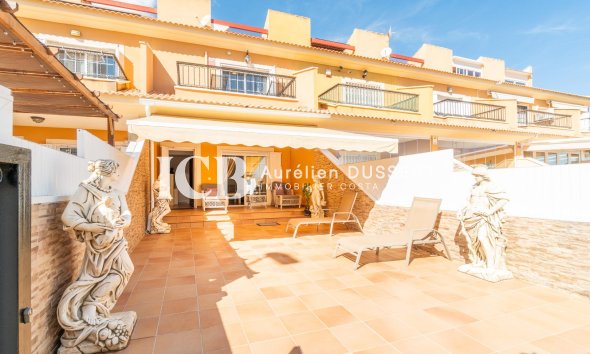 Apartamento / piso - Reventa - Orihuela Costa -
                Villamartin