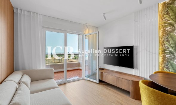Apartamento / piso - Reventa - Punta Prima -
                Torrevieja