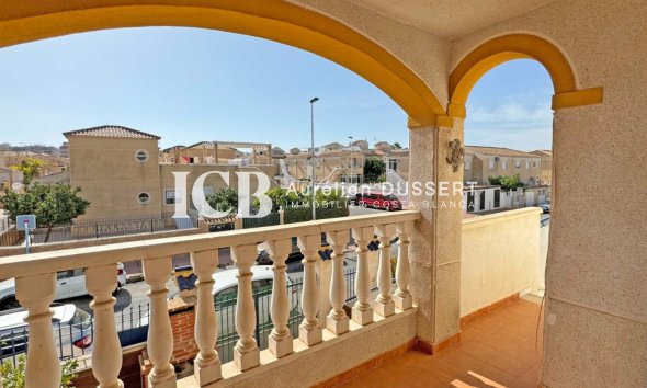 Apartamento / piso - Reventa - Torrevieja -
                Torrevieja