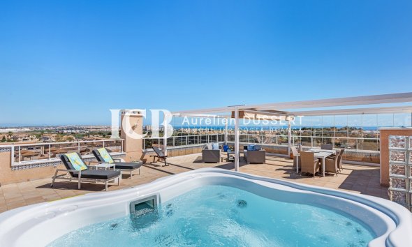 Apartment / flat - Resale - Los Altos -
                Torrevieja