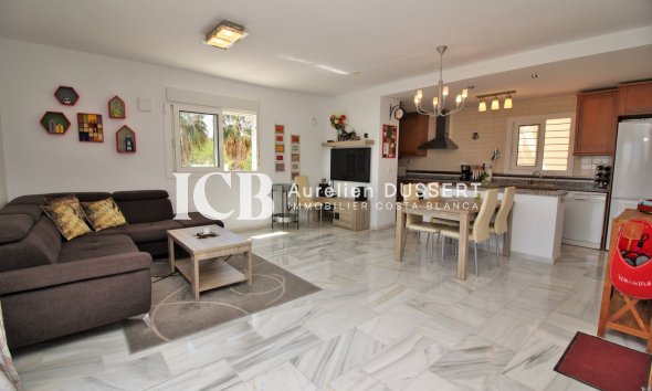 Apartment / flat - Resale - Orihuela Costa - Villamartín