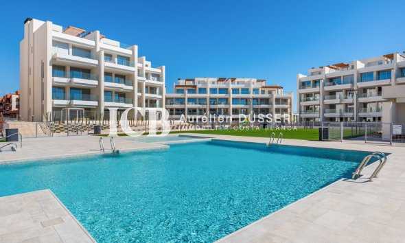 Apartment / flat - Resale - Orihuela Costa - Villamartín