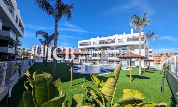 Apartment / flat - Resale - Orihuela Costa - Villamartín