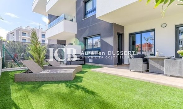 Apartment / flat - Resale - Orihuela Costa - Villamartín
