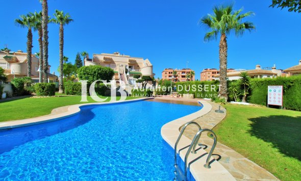 Apartment / flat - Resale - Orihuela Costa - Villamartín