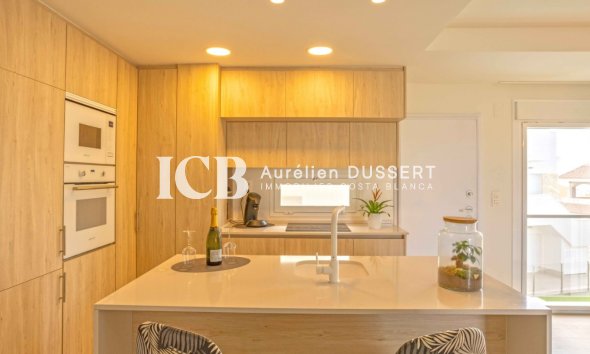 Appartement - Revente -
            Orihuela Costa - ICBC-54777