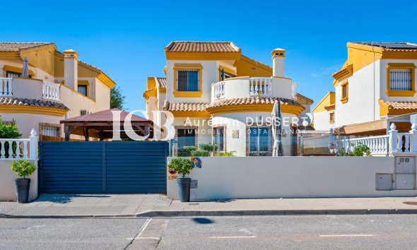 Casa independiente - Reventa - Guardamar del Segura -
                El Raso