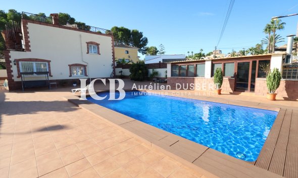 Casa independiente - Reventa - Los Balcones - Torrevieja
