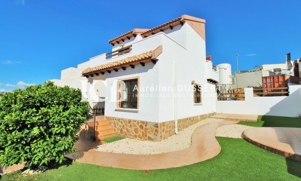 Casa independiente - Reventa -
            Orihuela Costa - ICBC-70308