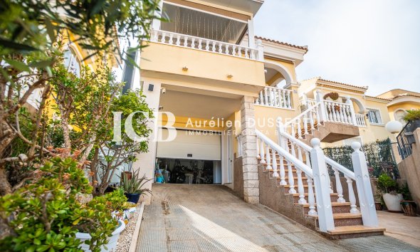 Casa independiente - Reventa - San Fulgencio -
                La Marina