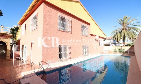 Detached house - Resale -
            Orihuela Costa - ICBC-42312