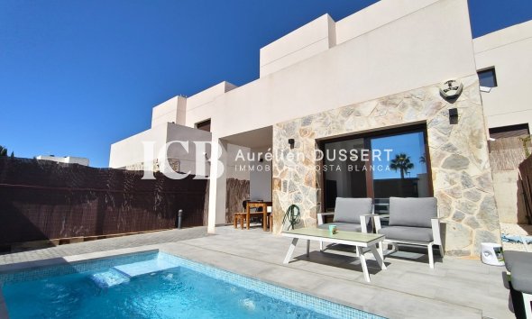 Detached house - Resale - Orihuela Costa - Villamartín