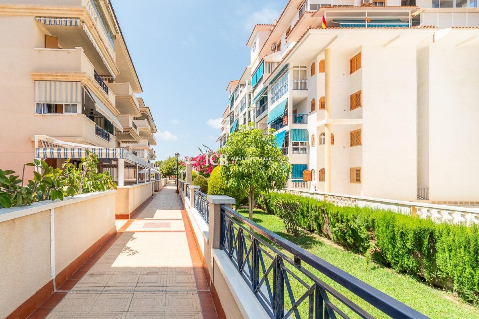 Long Term Rental - Apartment / flat -
Torrevieja - La Mata