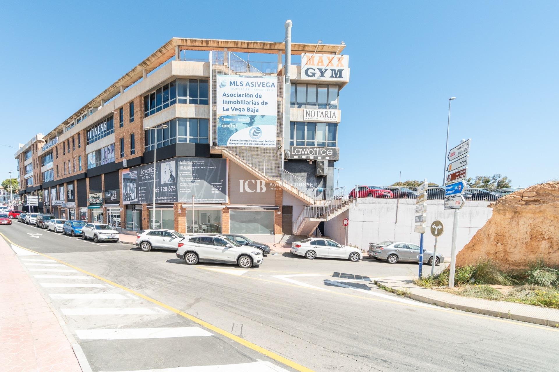 Long Term Rental - Commercial -
Orihuela Costa - Playa Flamenca