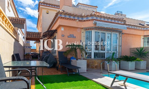 Maison mitoyenne - Revente - Orihuela Costa -
                PAU 26