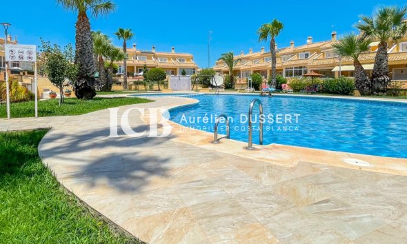 Maison mitoyenne - Revente - Punta Prima - Torrevieja