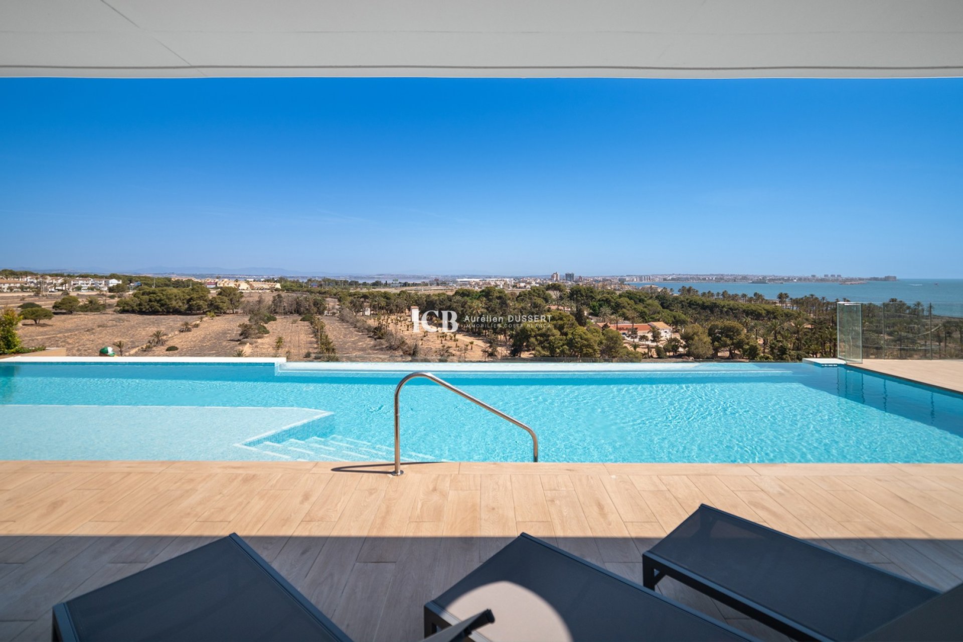 Obra nueva - Apartamento / piso -
Punta Prima - Torrevieja