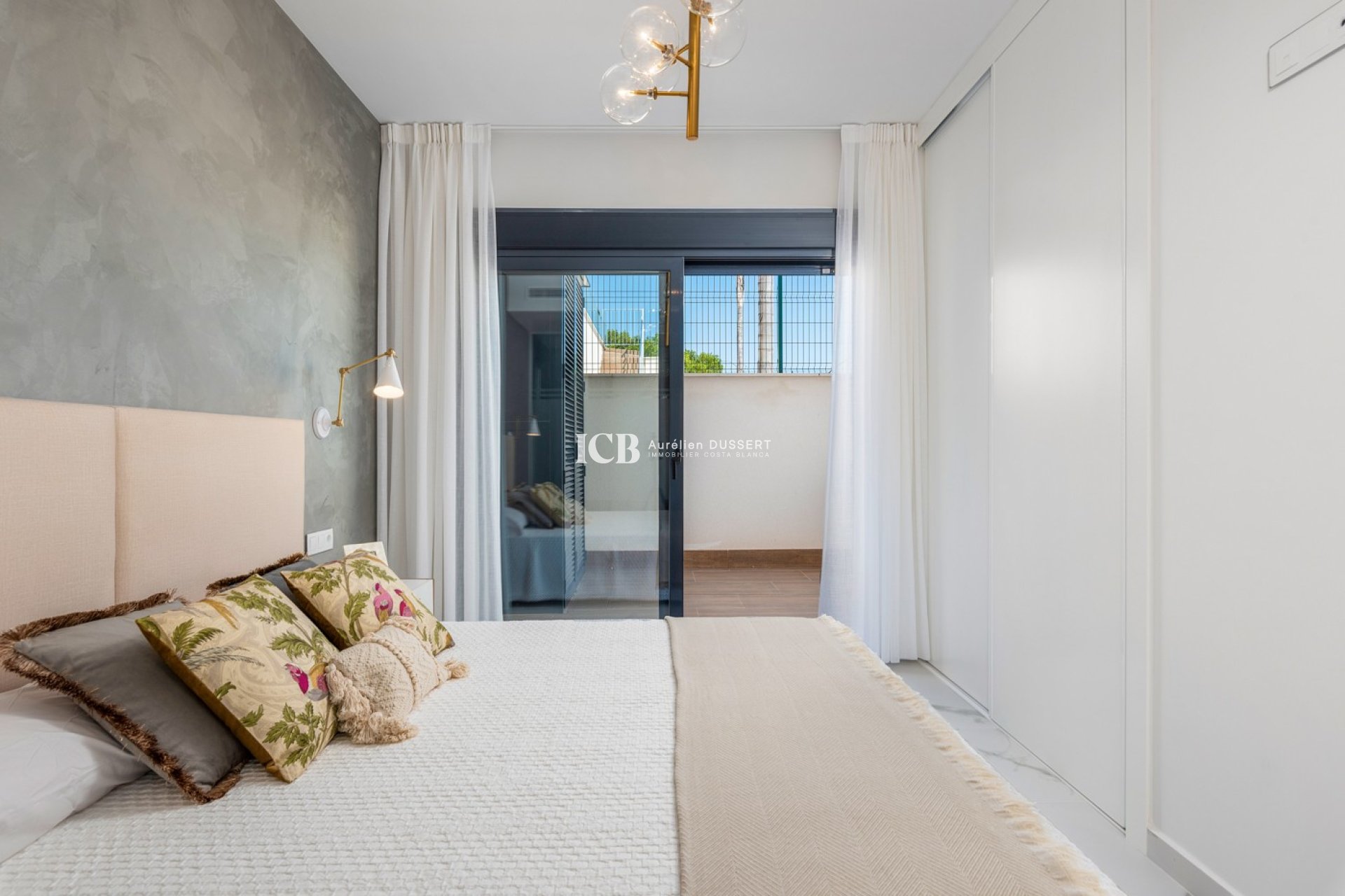 Obra nueva - Apartamento / piso -
San Miguel de Salinas