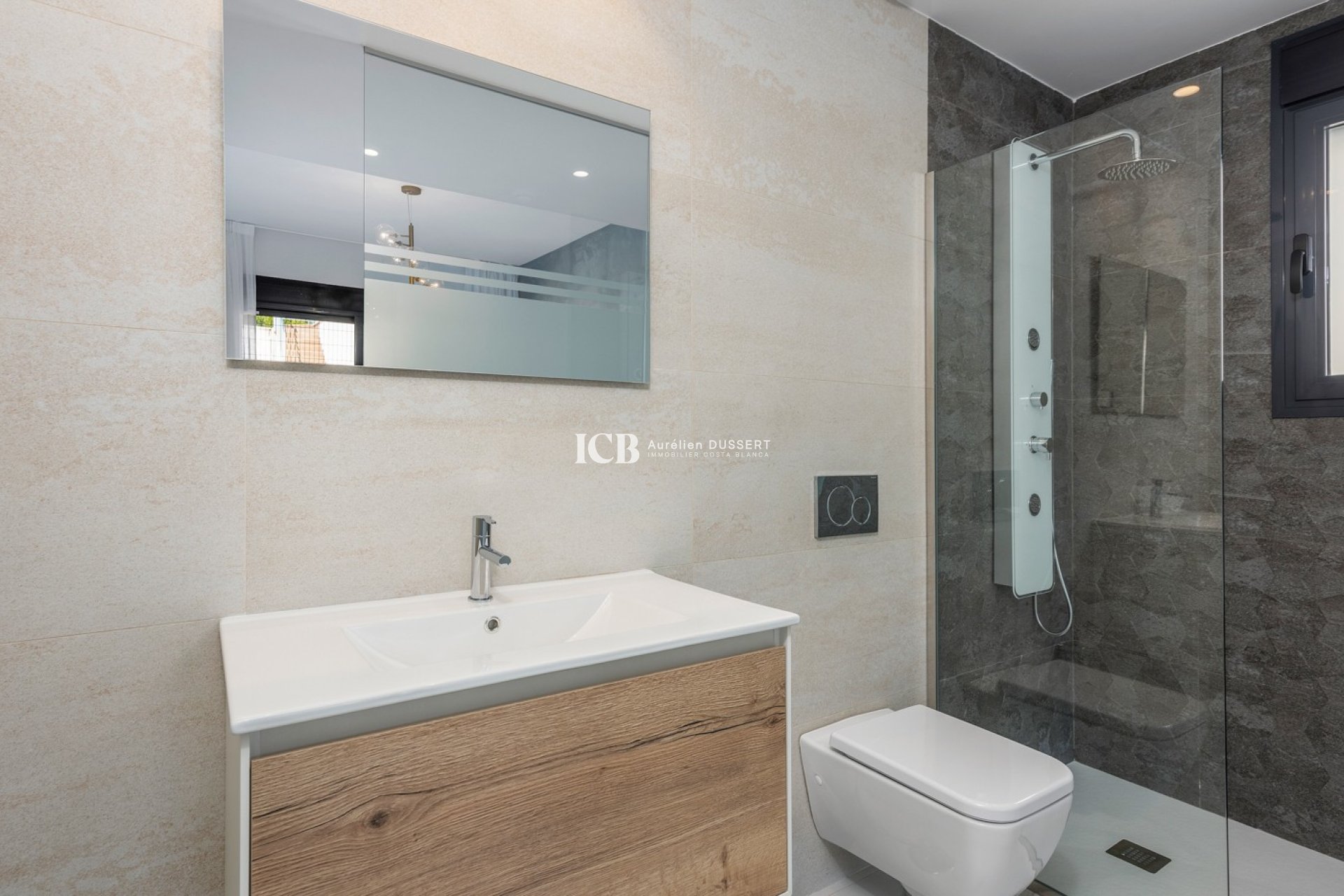 Obra nueva - Apartamento / piso -
San Miguel de Salinas