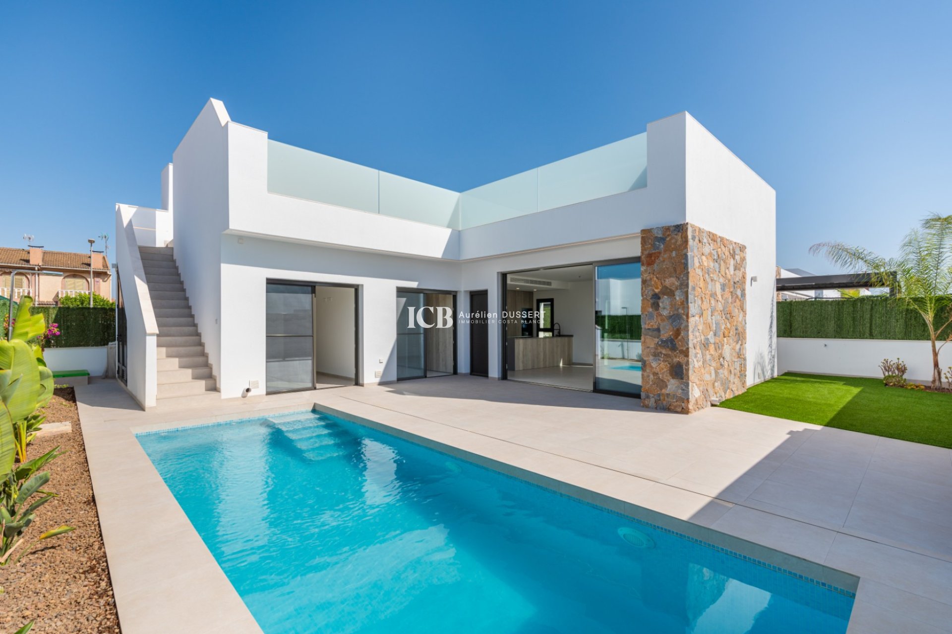 Obra nueva - Villa -
Los Alcázares