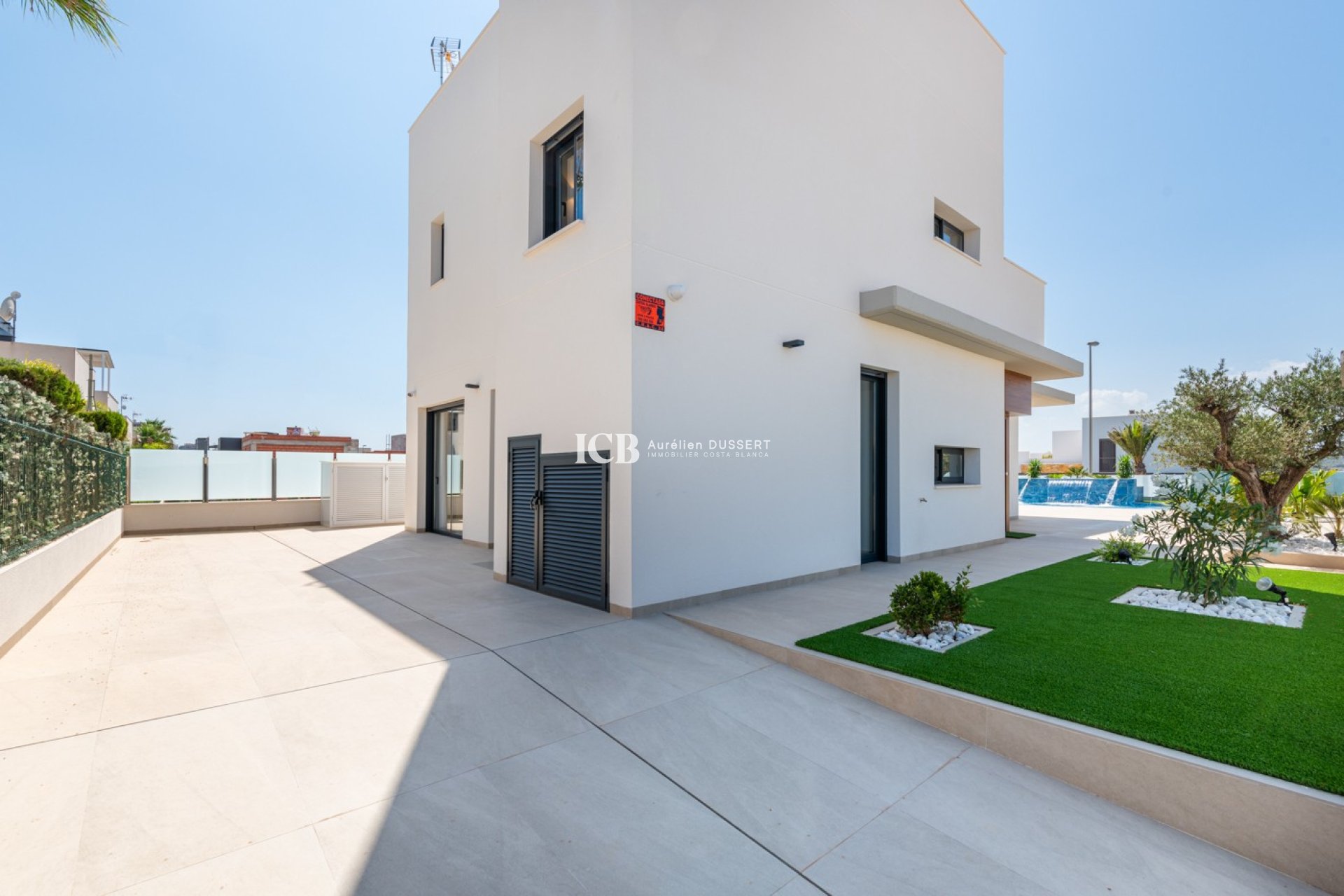 Obra nueva - Villa -
Orihuela Costa - Campoamor