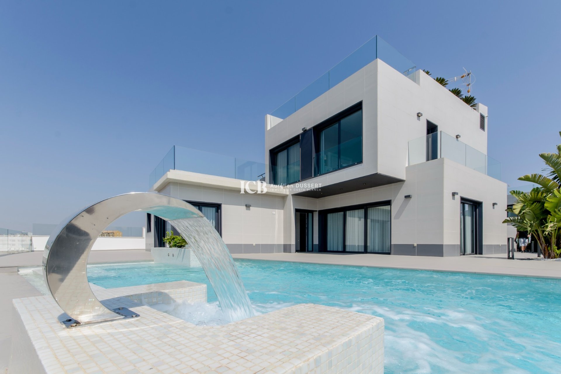 Obra nueva - Villa -
Orihuela Costa - Campoamor