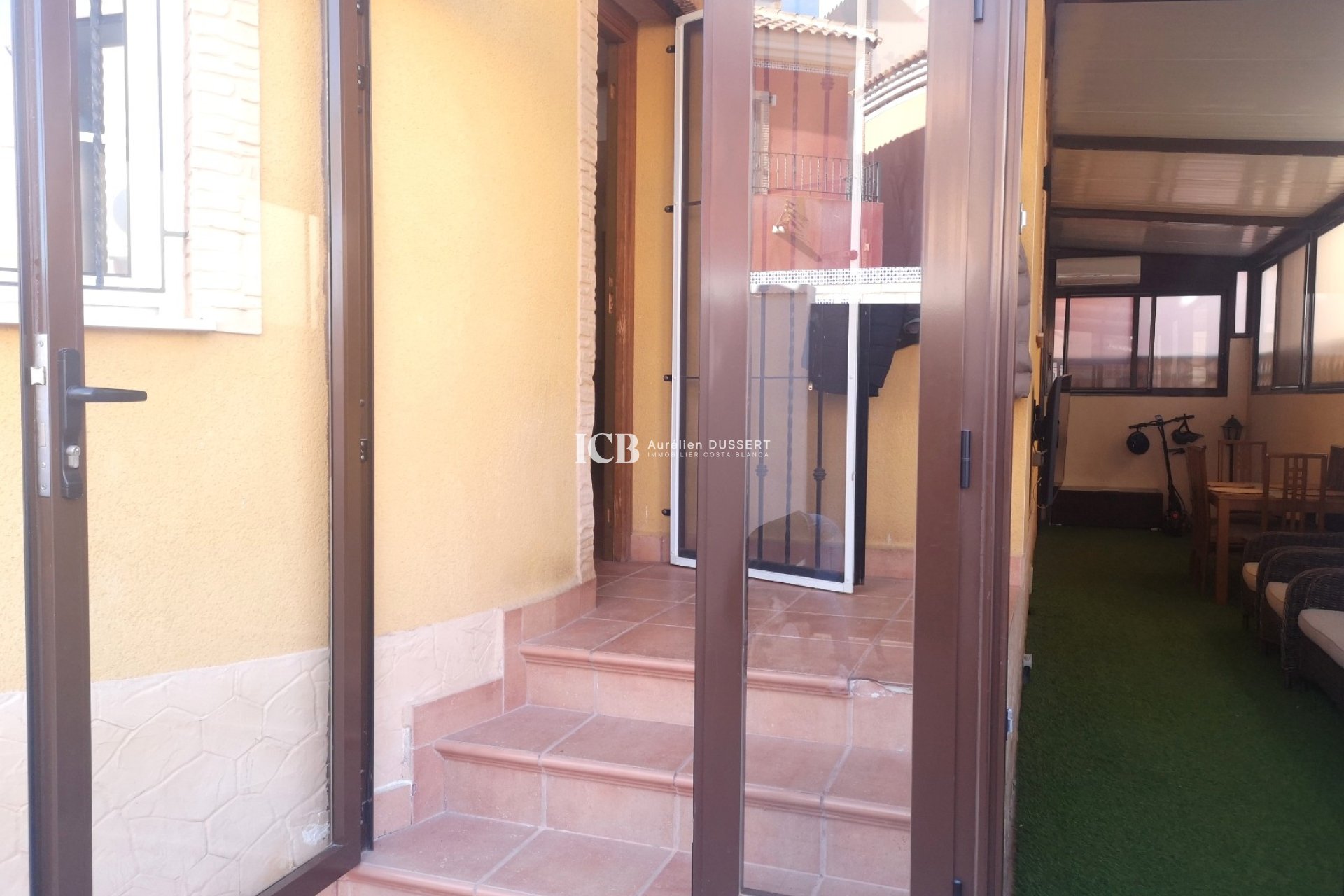 Resale - 4. House - Detached Villa -
Los Montesinos - La Herrada