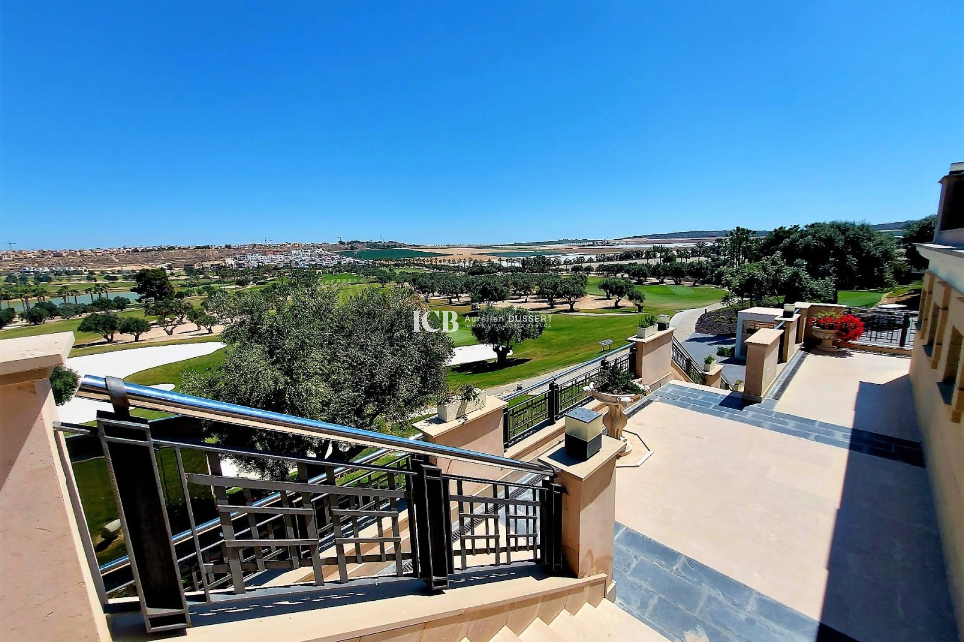 Resale - Apartment / flat -
Algorfa - La Finca Golf