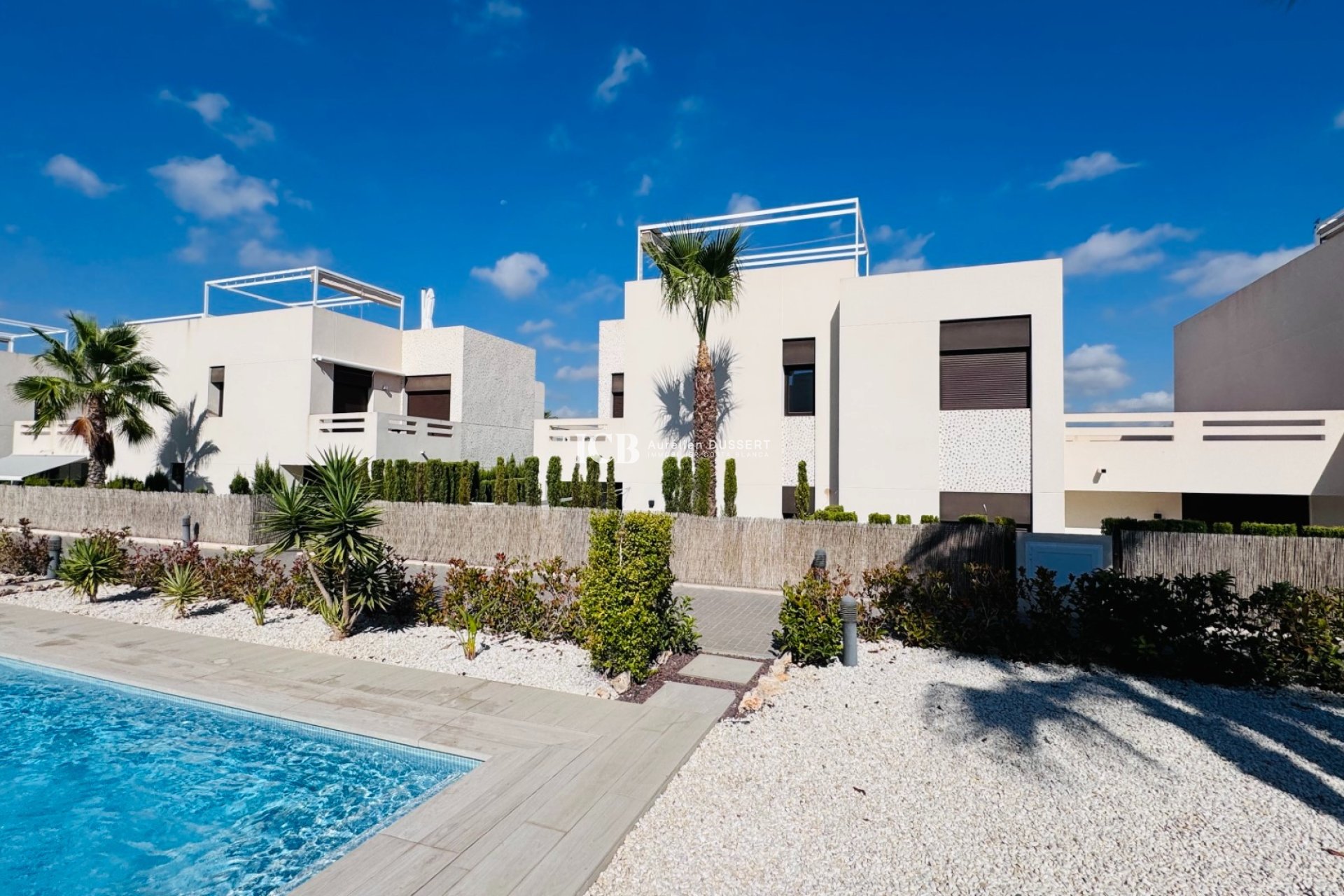 Resale - Apartment / flat -
Algorfa