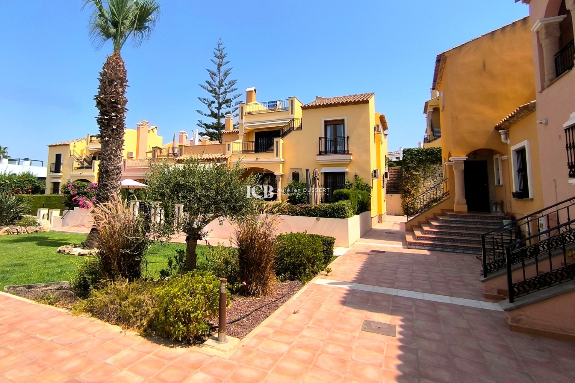 Resale - Apartment / flat -
Algorfa