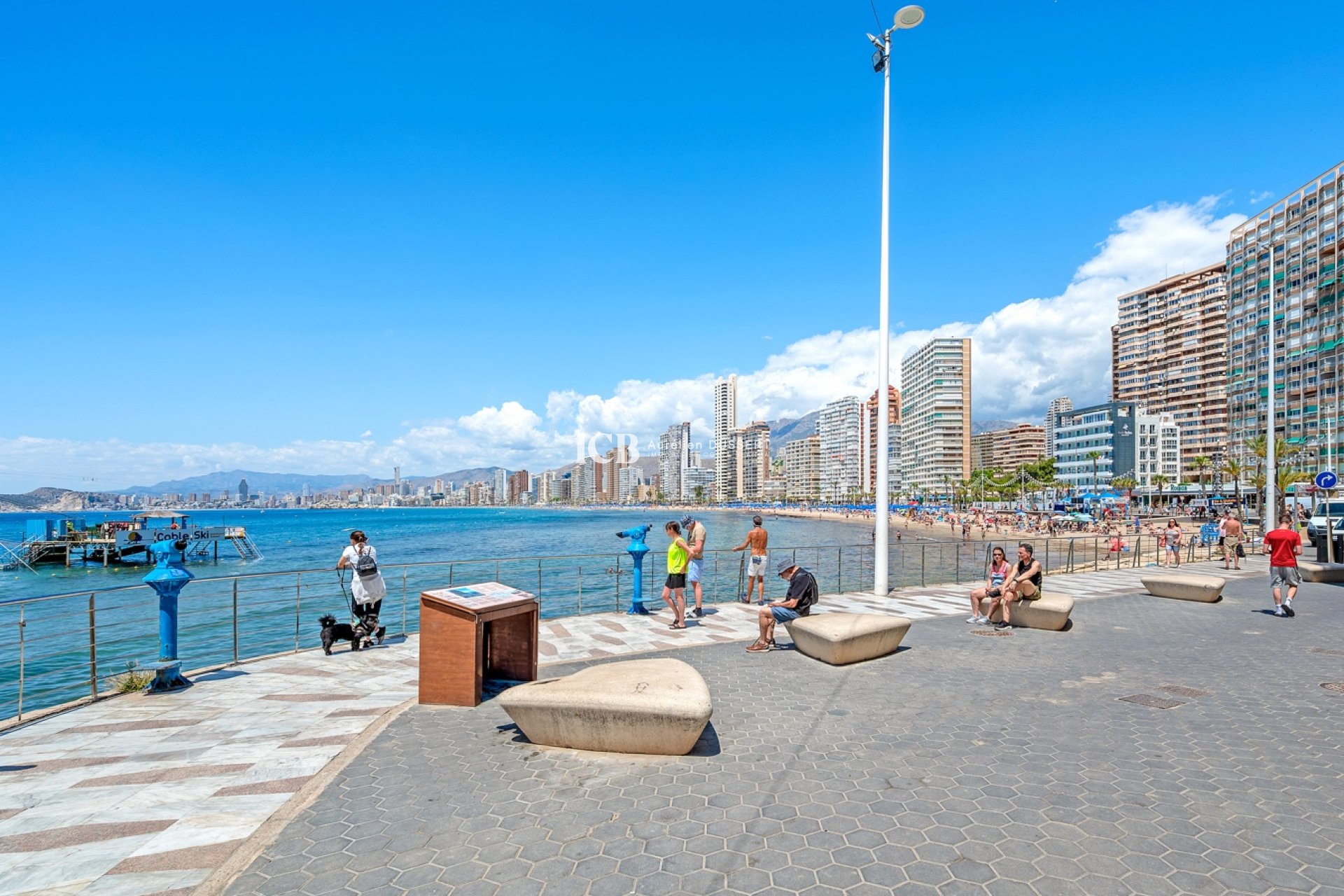 Resale - Apartment / flat -
Benidorm* - Levante*