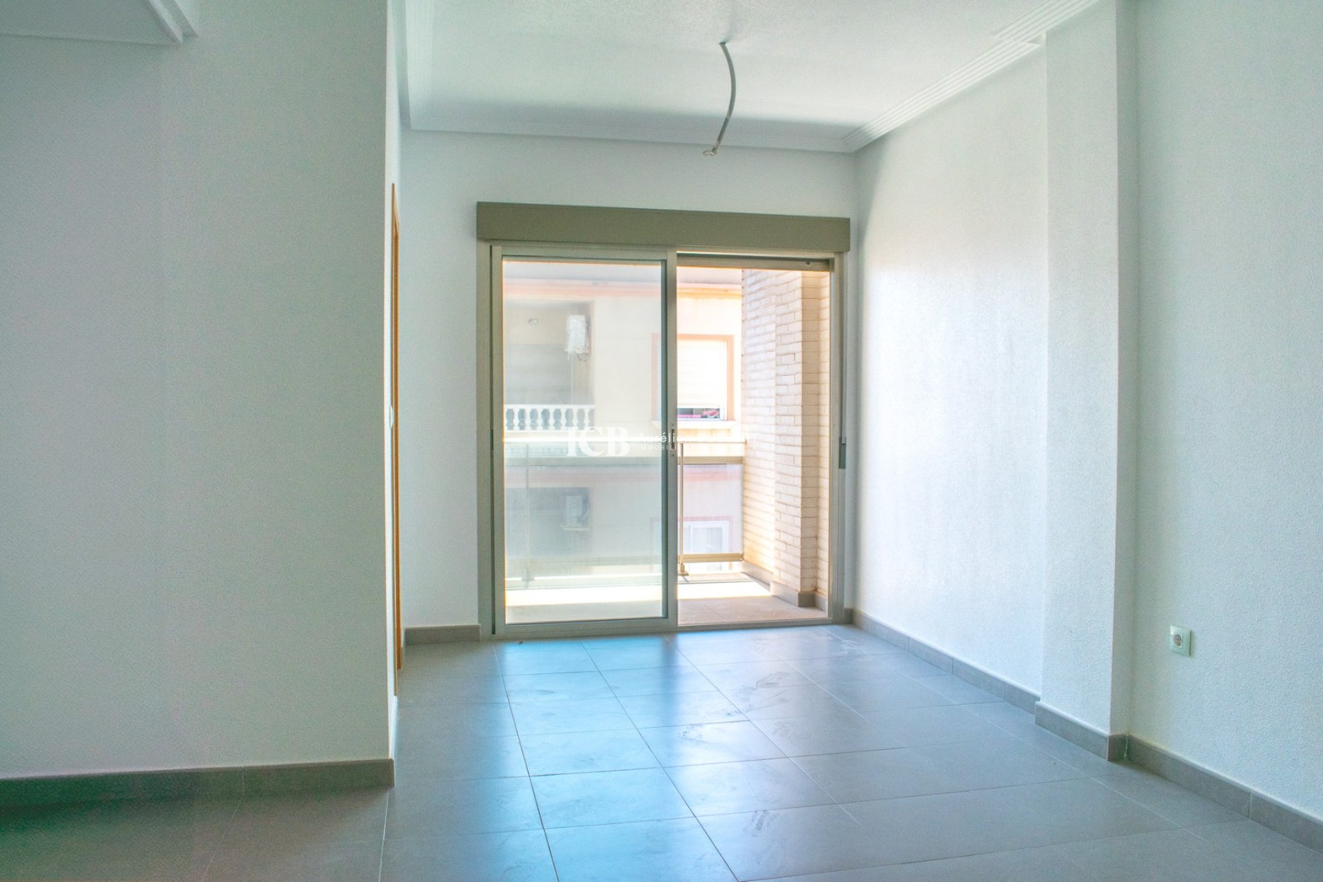 Resale - Apartment / flat -
Guardamar del Segura - Centro