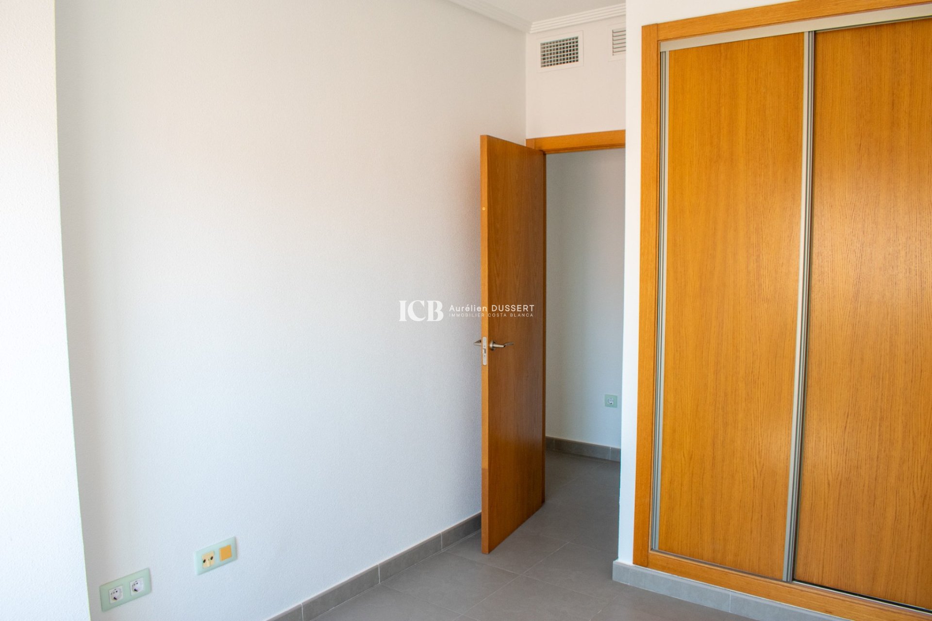 Resale - Apartment / flat -
Guardamar del Segura - Centro