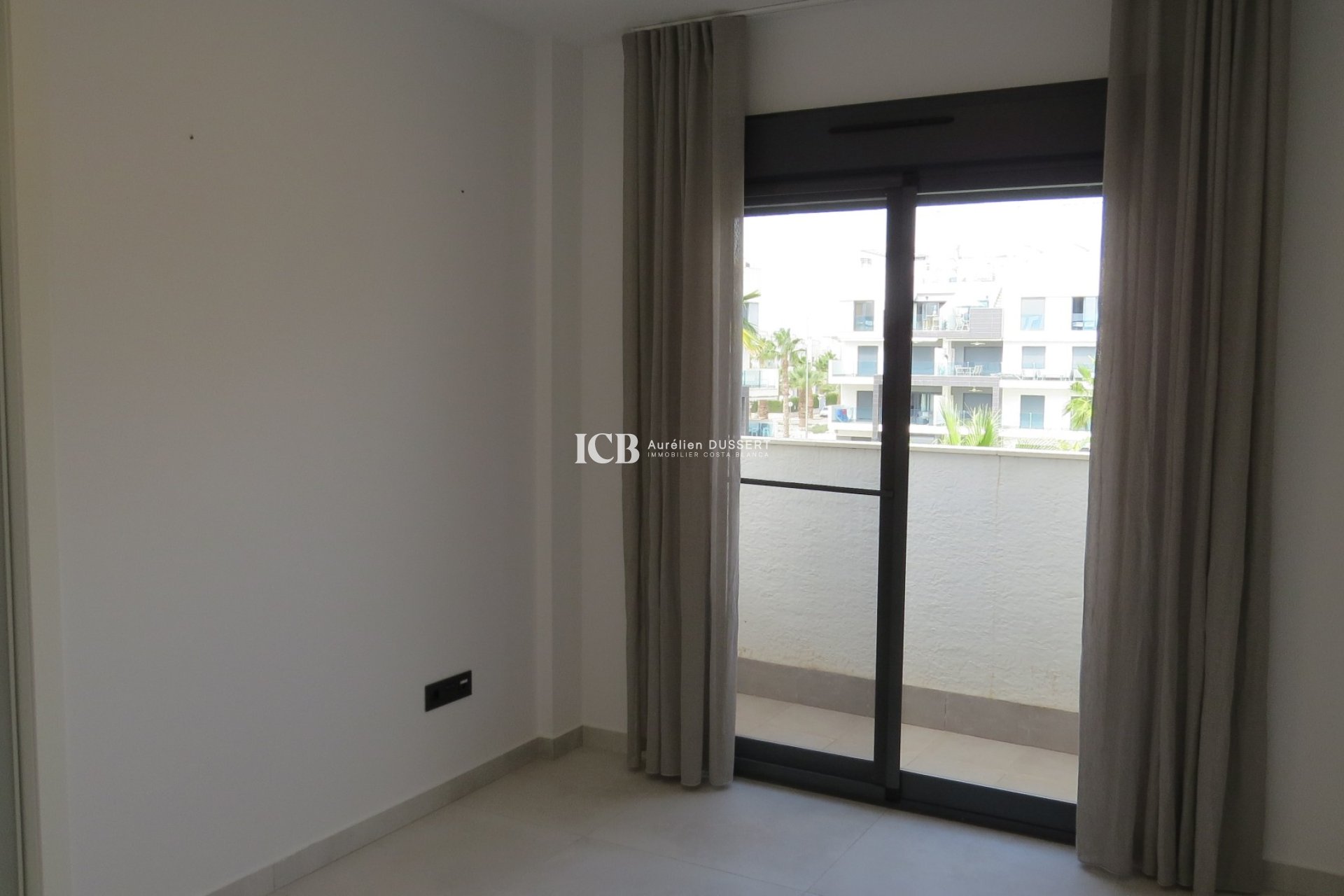 Resale - Apartment / flat -
Guardamar del Segura - El Raso