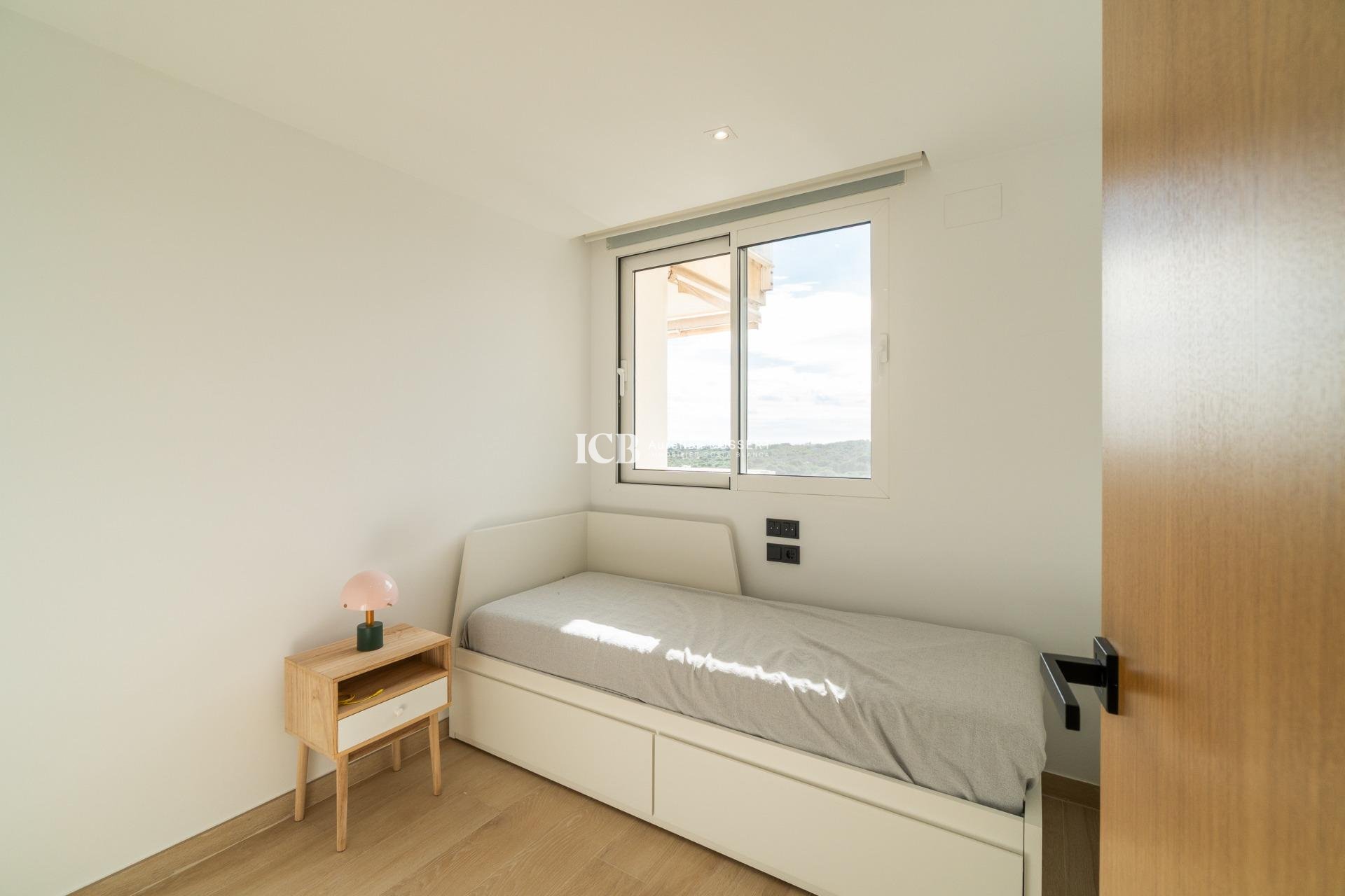 Resale - Apartment / flat -
Guardamar del Segura - Puerto Deportivo