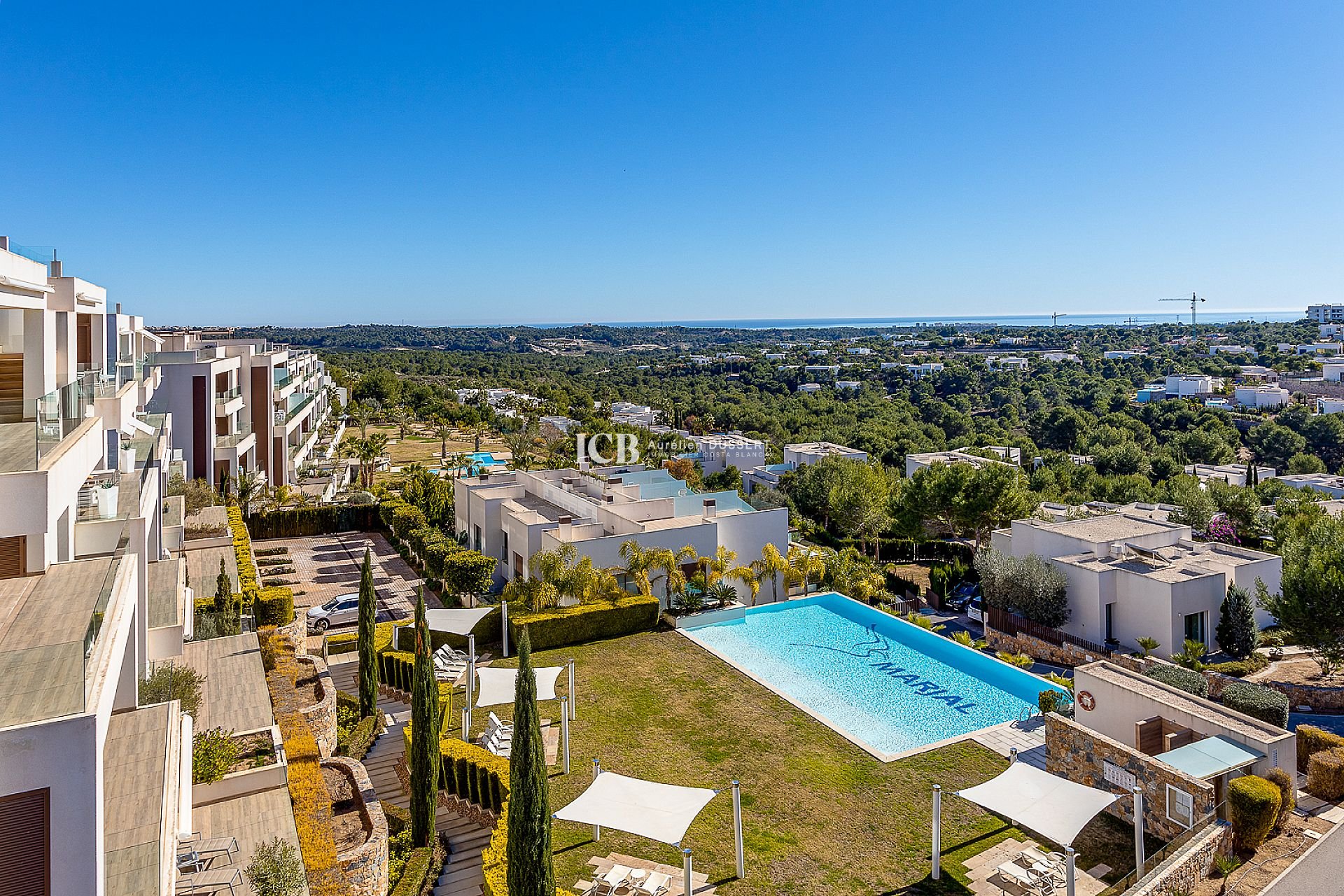 Resale - Apartment / flat -
Las Colinas Golf - Las Colinas Golf and Country Club