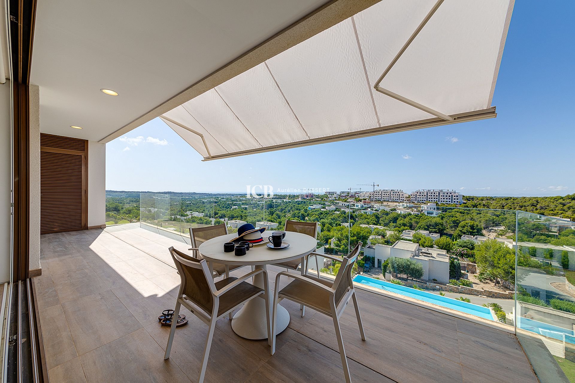 Resale - Apartment / flat -
Las Colinas Golf - Las Colinas Golf and Country Club