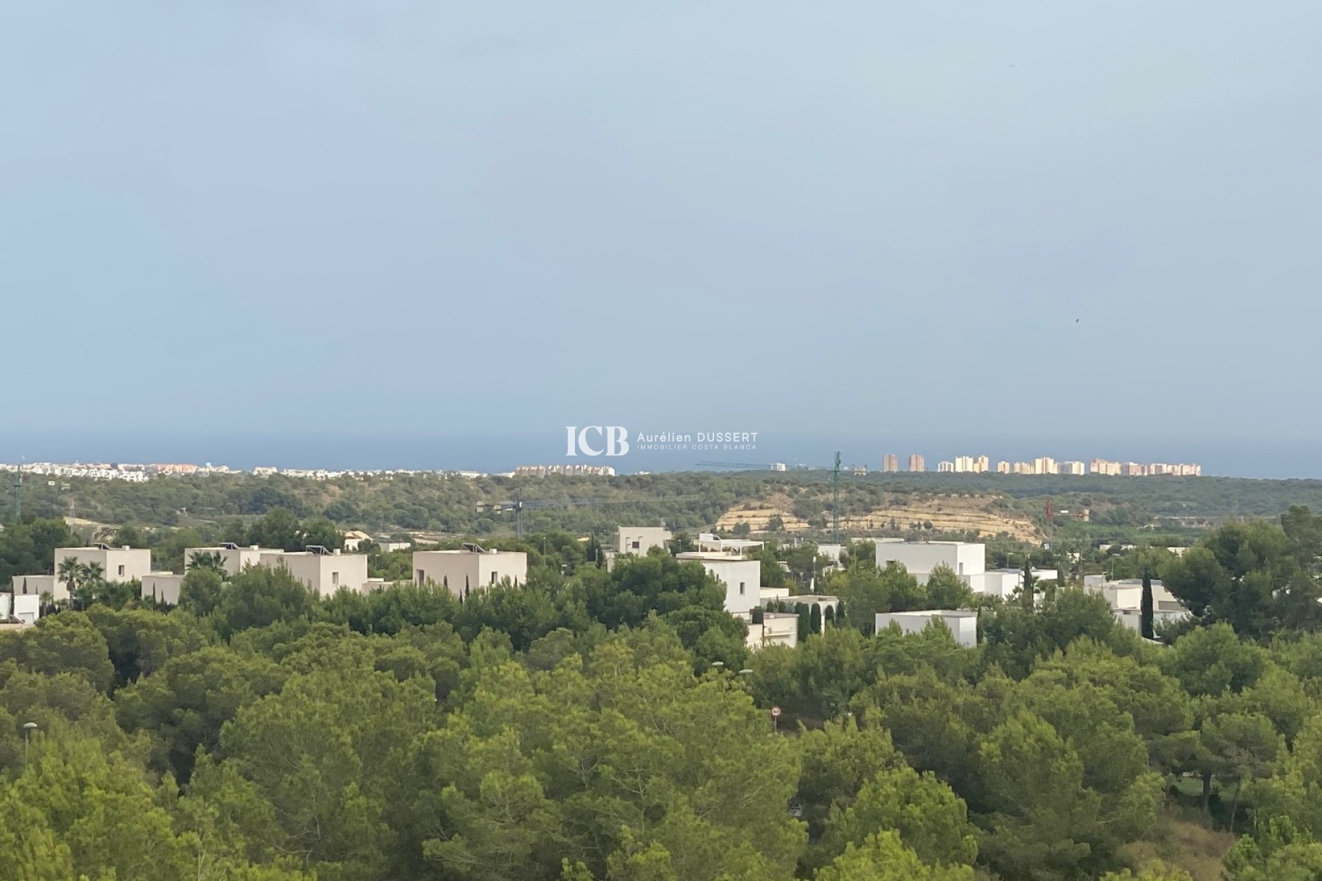 Resale - Apartment / flat -
Las Colinas Golf - Las Colinas