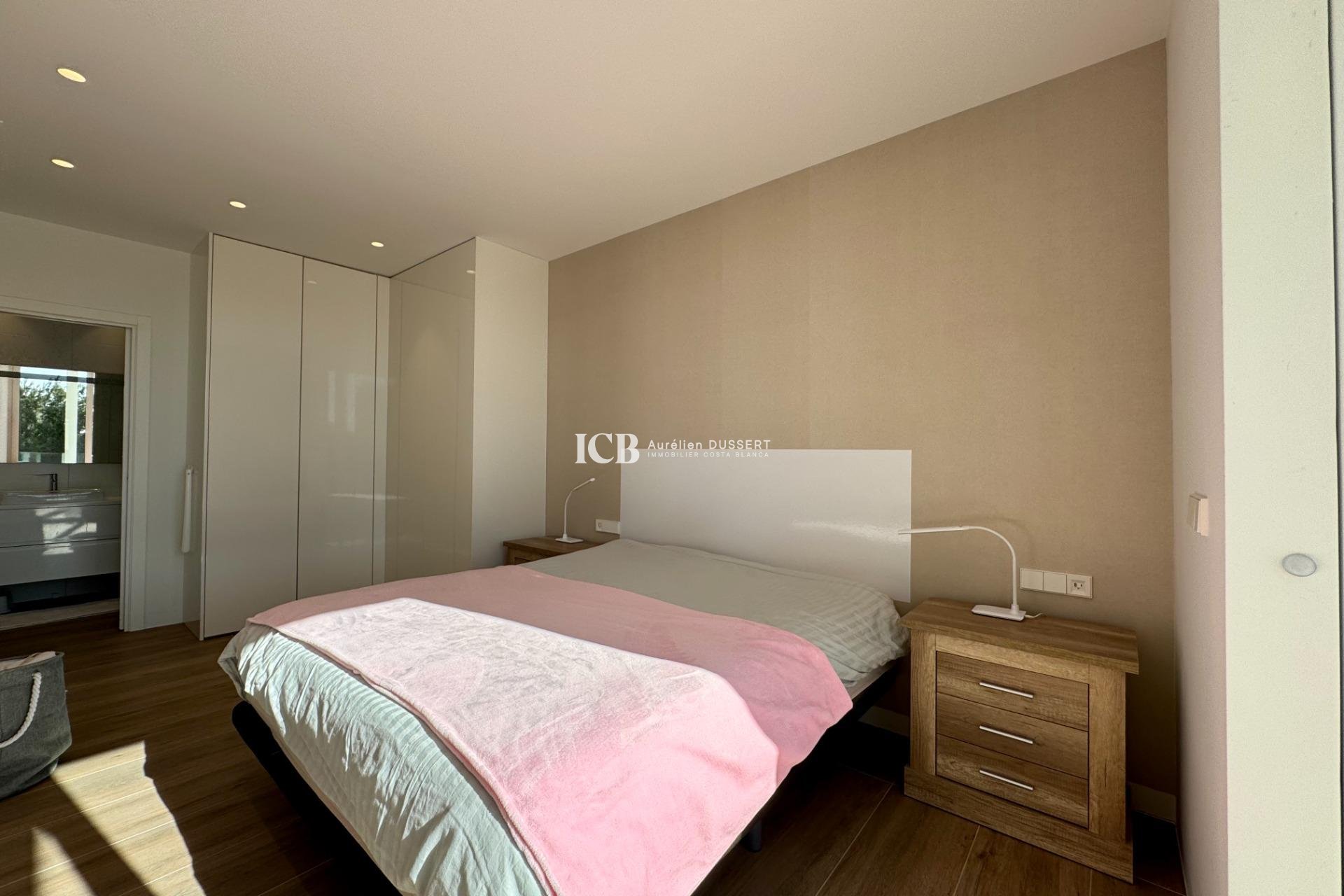 Resale - Apartment / flat -
Las Colinas Golf