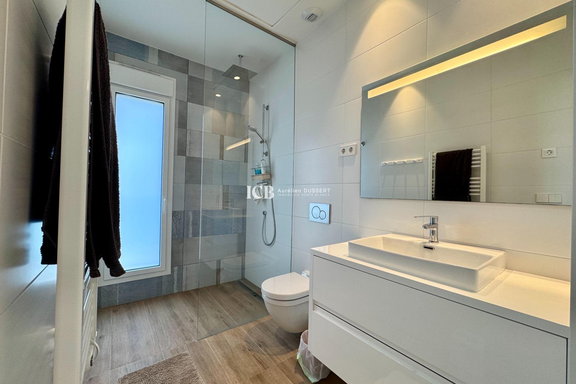 Resale - Apartment / flat -
Las Colinas Golf