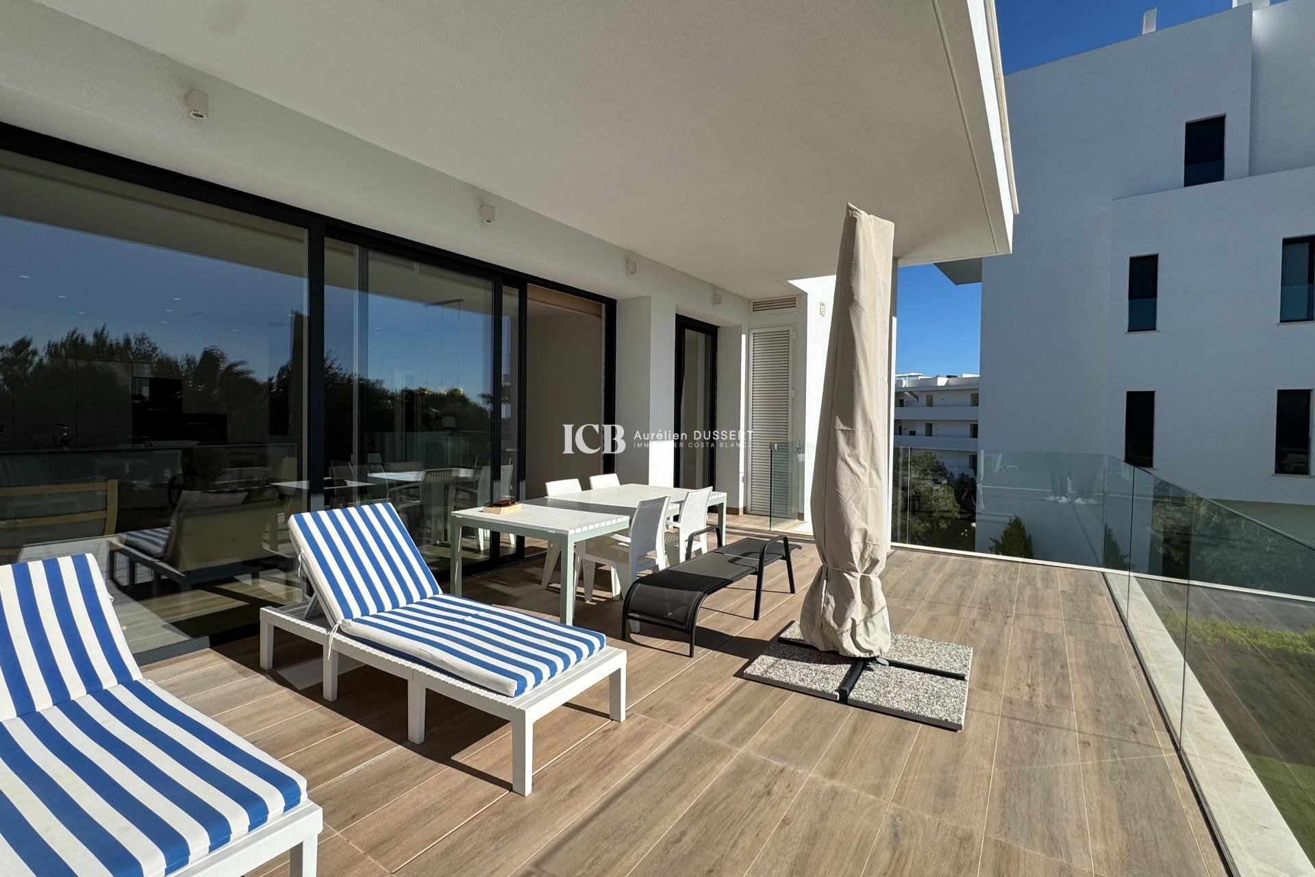 Resale - Apartment / flat -
Las Colinas Golf