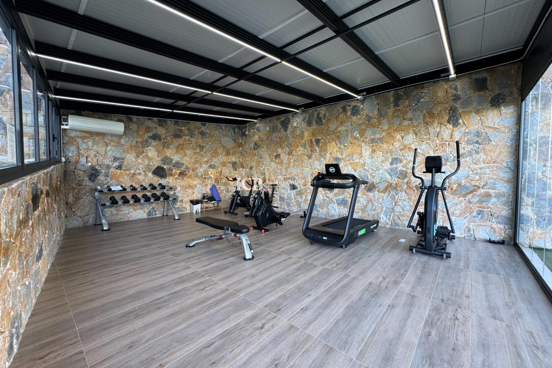 Resale - Apartment / flat -
Las Colinas Golf